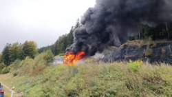 Video: Hasiči zasahovali u dvou dopravních nehod